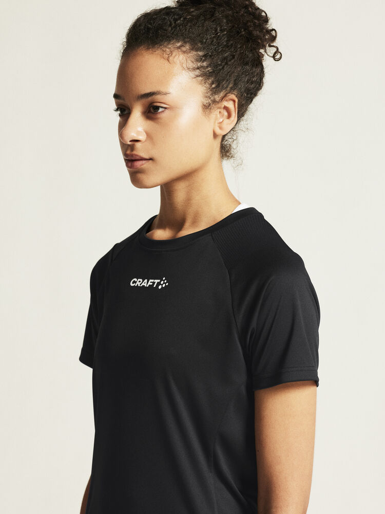 1914656-999000_Rush-2-SS-Tee-W_closeup6