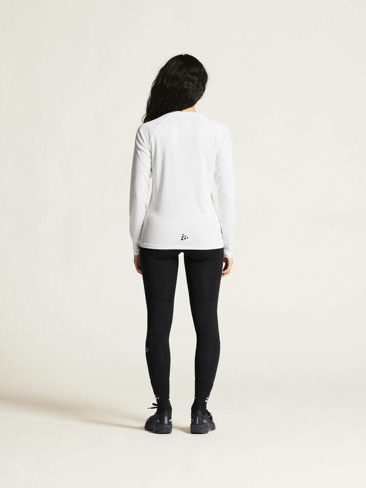 1914659-900000_Rush-2-LS-Tee-W_closeup4