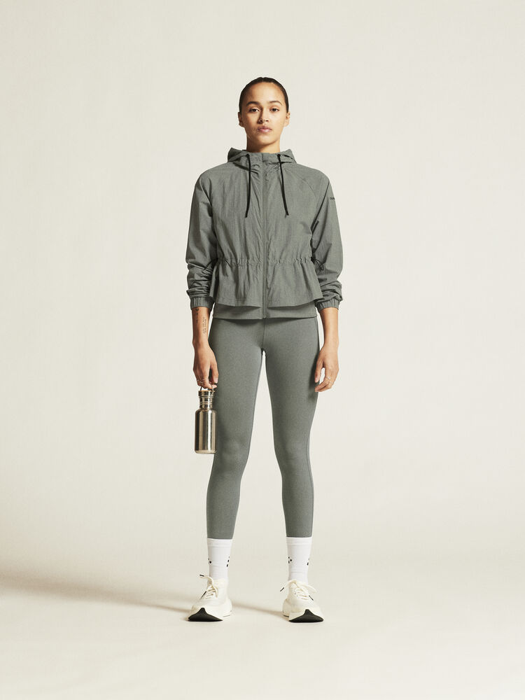 1914692-647000_ADV-Join-Windbreaker-W_closeup1