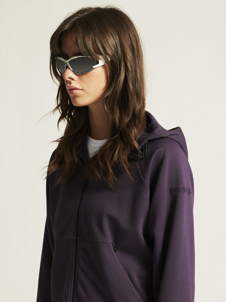 1914701-499000_ADV-Join-FZ-Hoodie-W_closeup5