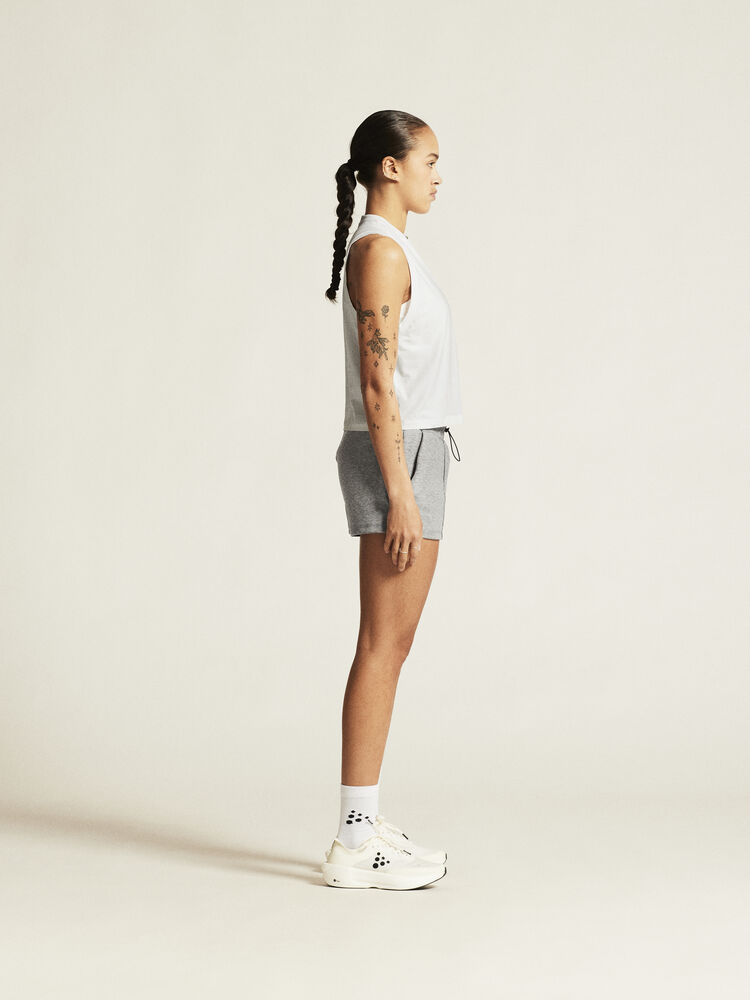 1914702-950000_ADV-Join-Sweat-Shorts-W_closeup2