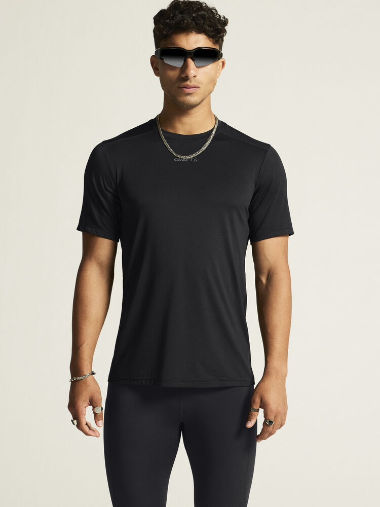 1914792-999000_ADV-Essence-SS-Tee-2-M_closeup4