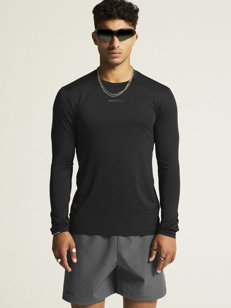 1914793-999000_ADV-Essence-LS-Tee-2-M_closeup4