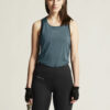 1914796-387000_ADV-Essence-Singlet-2-W_closeup4