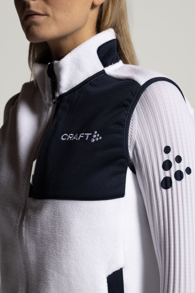 1915002-900396_NOR-ADV-Explore-Pile-Fleece-Vest-W_Closeup4