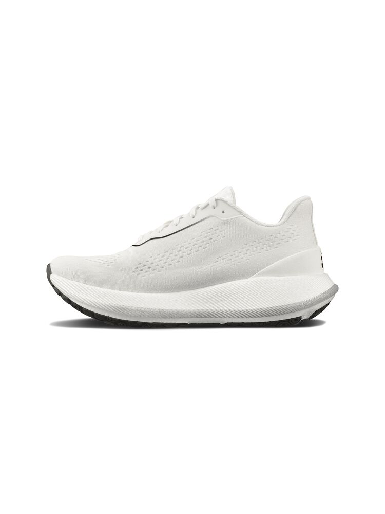 1915026-900000_Pacer-W_Back