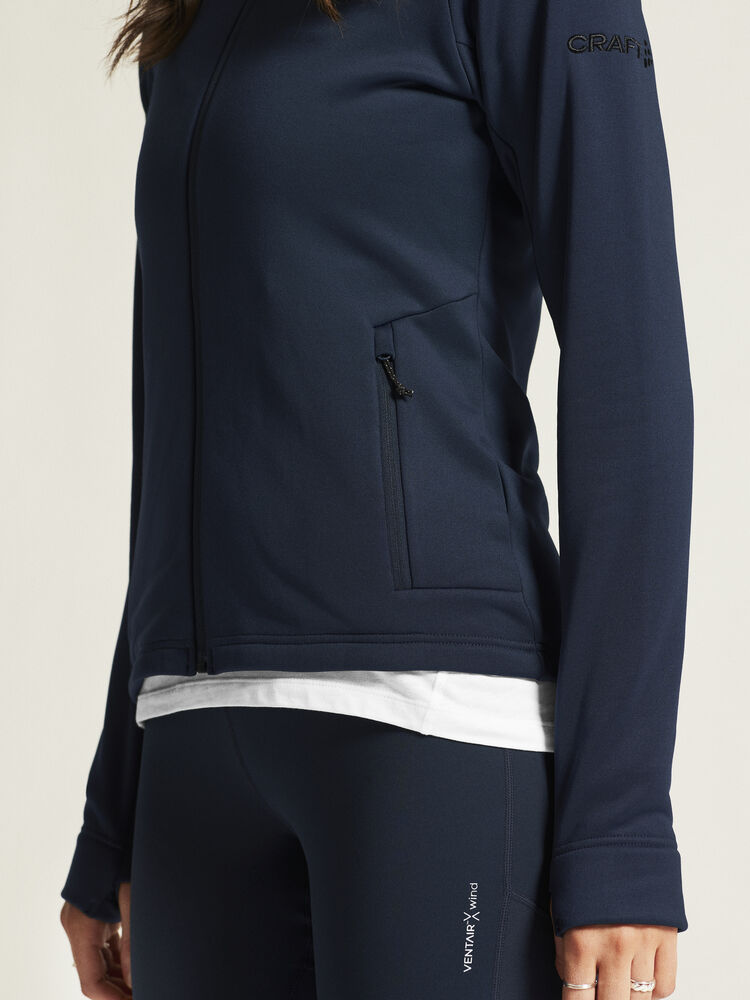 1915241-396000_ADV-Explore-Power-fleece-Hood-Jkt-W_closeup6