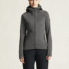 1915241-985000_ADV-Explore-Power-fleece-Hood-Jkt-W_closeup4