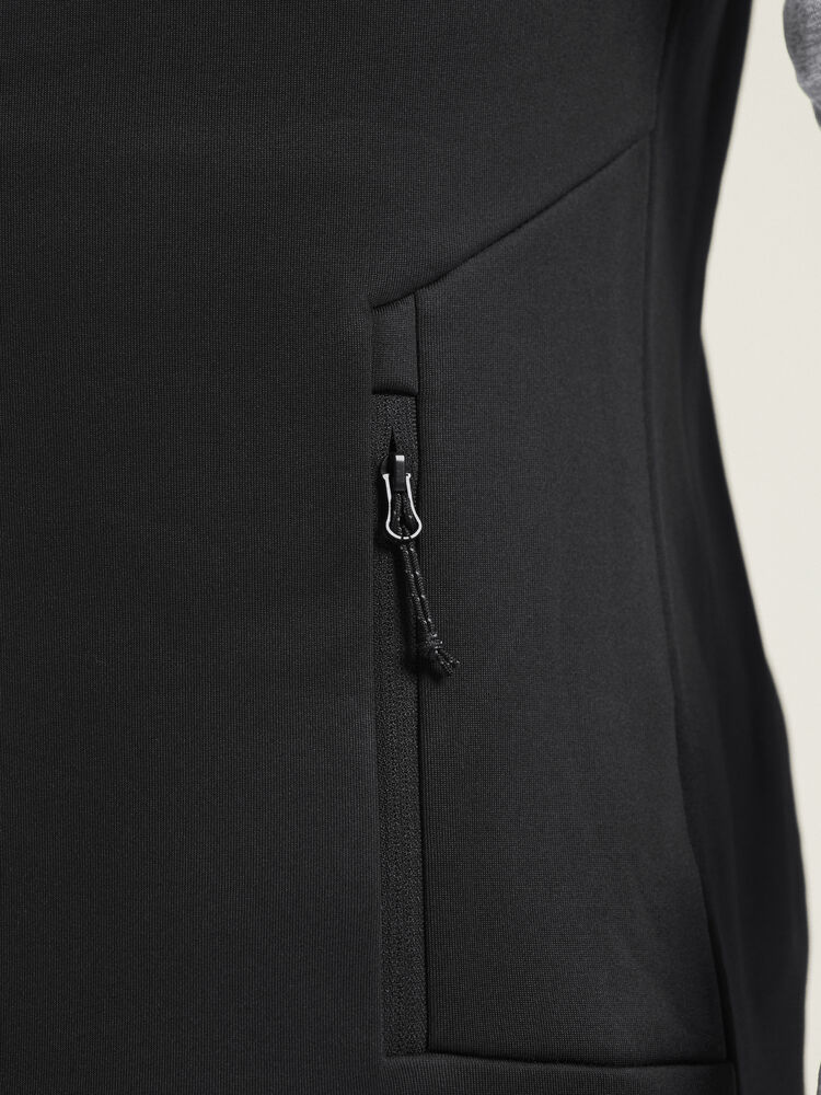 1915244-999000_ADV-Exlore-Power-fleece-Vest-M_closeup6