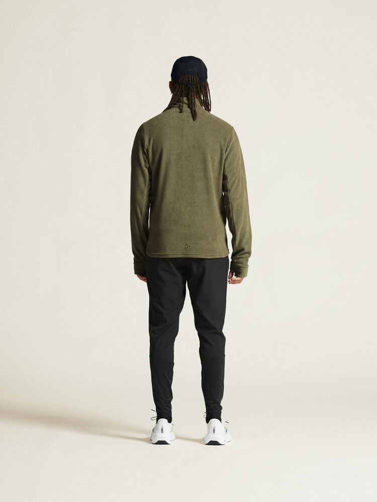 1915246-664000_CORE-Explore-Fleece-Midlayer-M_closeup3