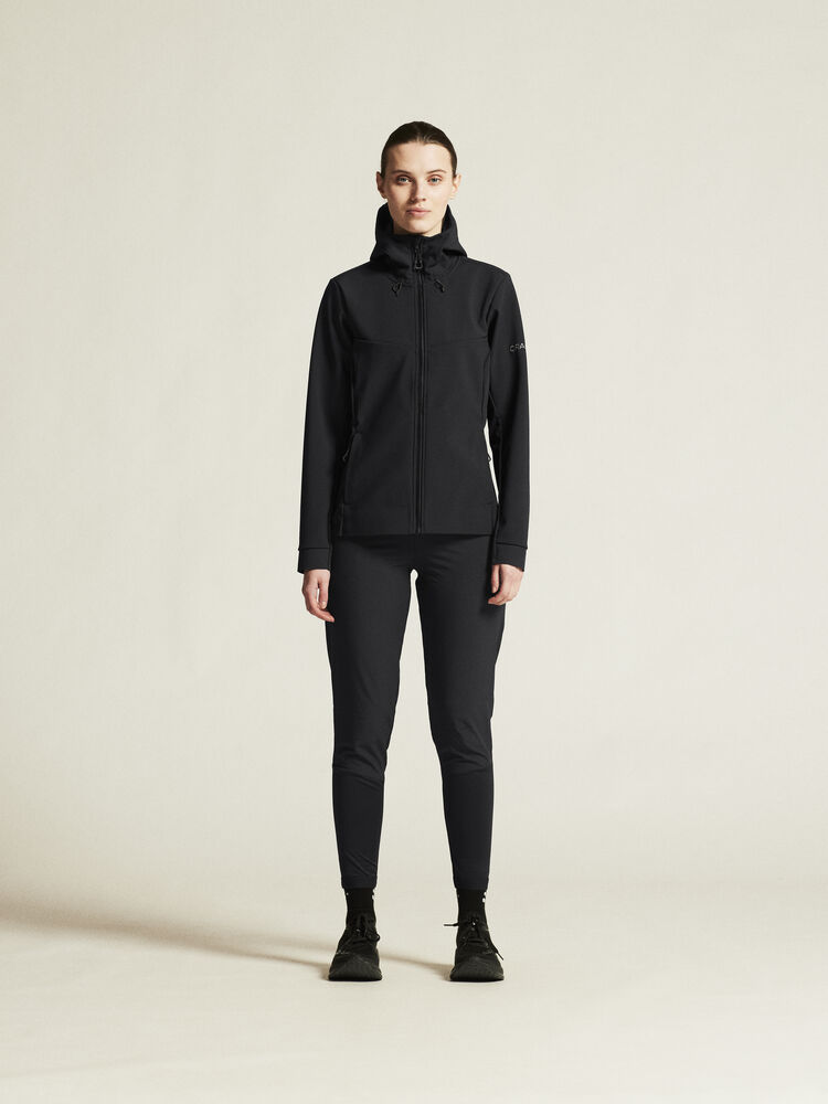 1915259-999000_ADV-Explore-Softshell-2-Jkt-W_closeup1