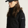 1915263-999000_CORE-Explore-Softshell-2-Jkt-W_closeup5