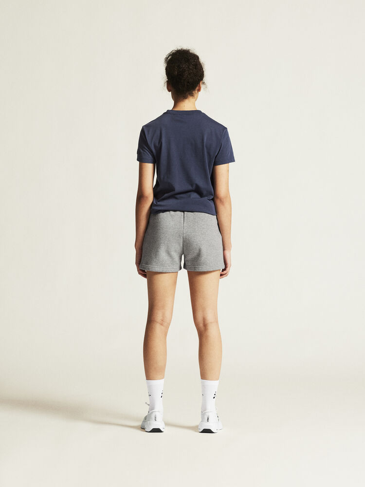 1915302-390000_Community-2-Tee-W_closeup3