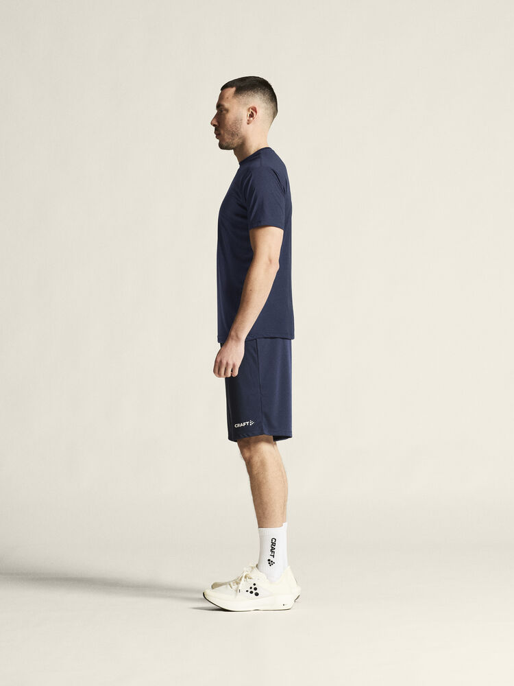 1915303-390000_Squad-Go-Function-Tee-M_closeup4