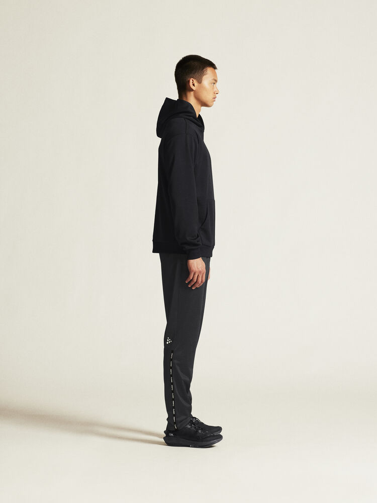 1915309-999000_Community-2-Function-Hoodie-M_closeup2