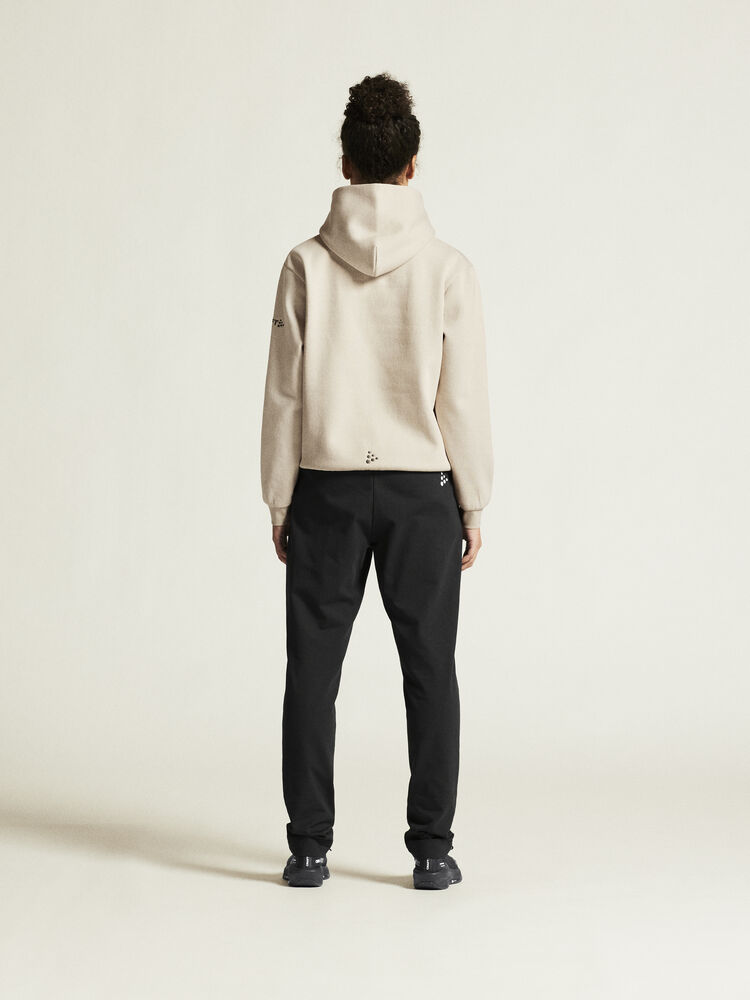 1915328-214000_Community-2-Hoodie-W_closeup3