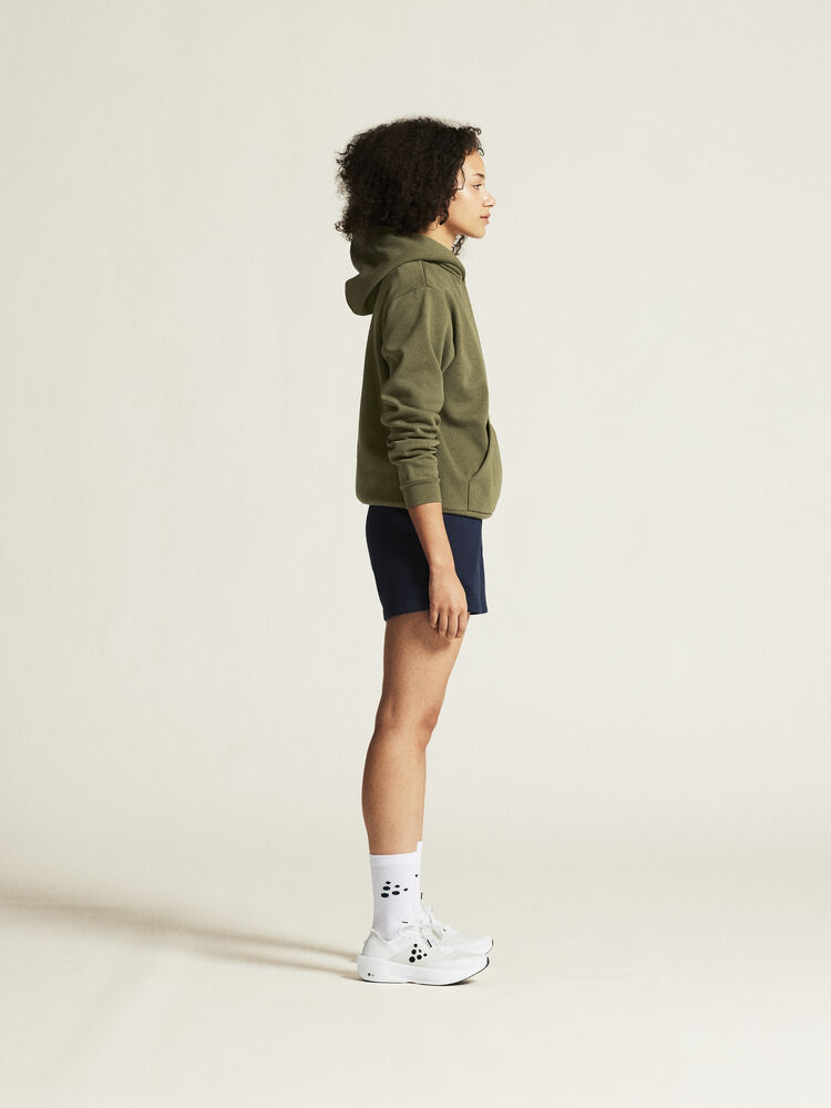 1915328-664000_Community-2-Hoodie-W_closeup2