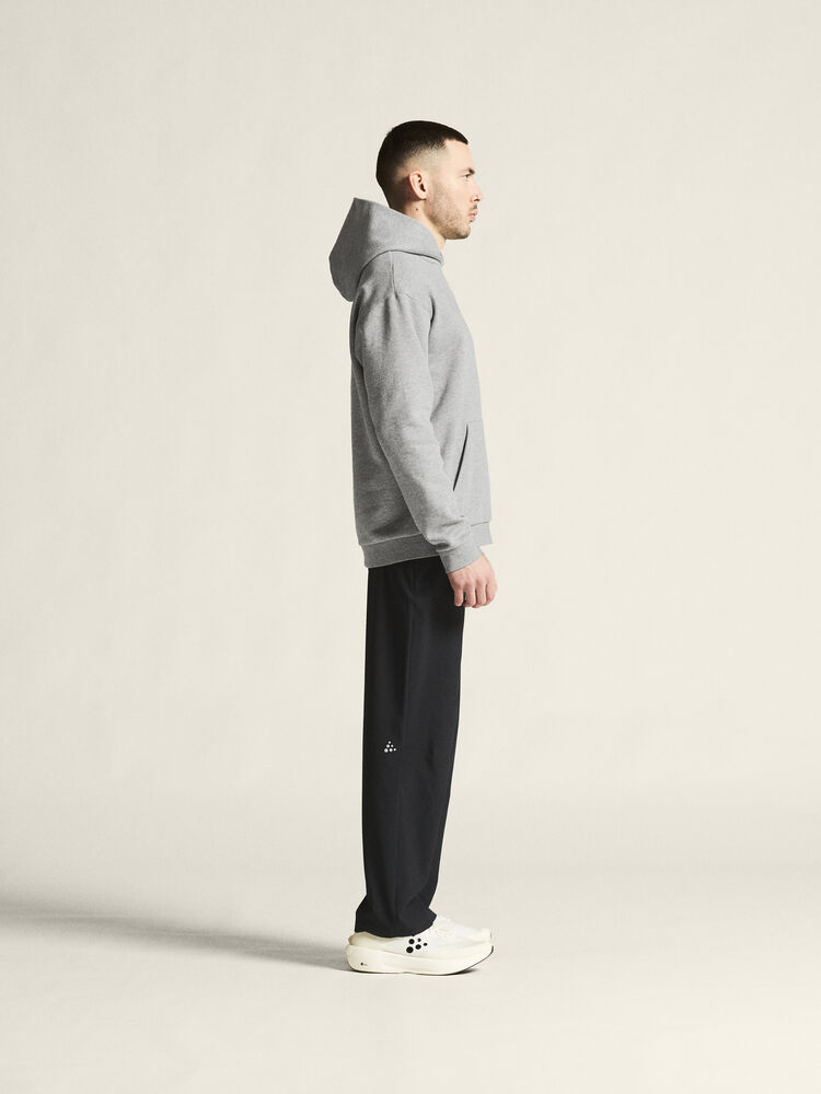 1915344-950000_Community-2-Logo-Hoodie-M_closeup2