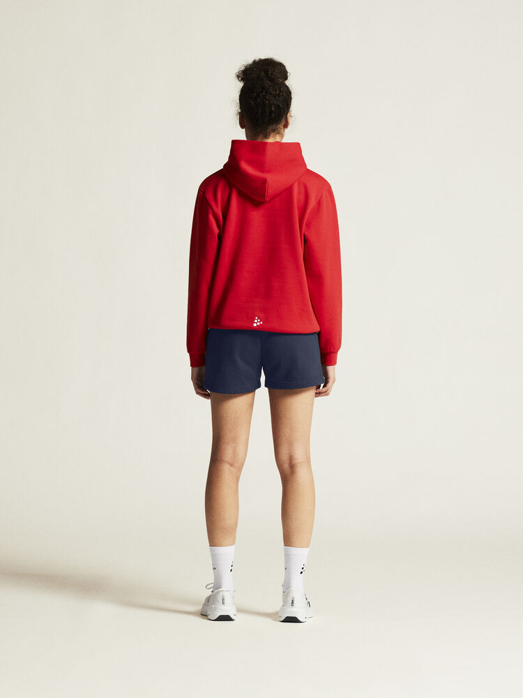 1915345-430000_Community-2-Logo-Hoodie-W_closeup3