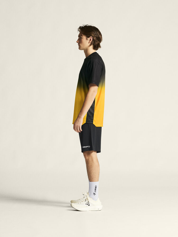 1915638-999552_Evolve-2.0-Structured-Graphic-Jersey-M_closeup4