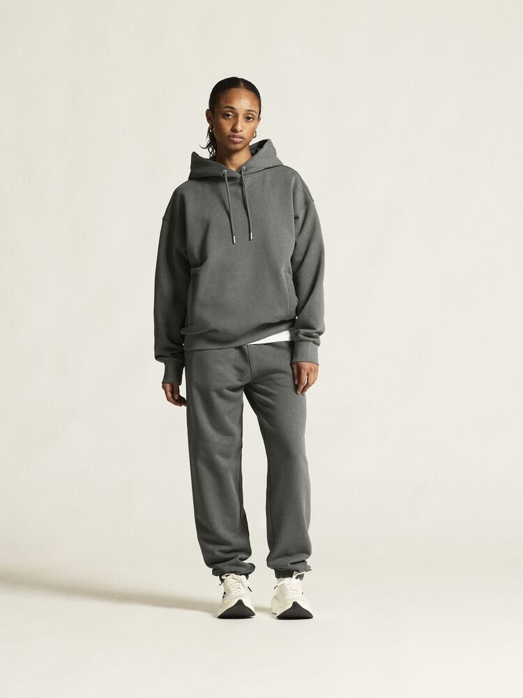 1916299-970000_Frequent-Hoodie-W_closeup1
