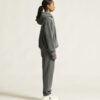 1916299-970000_Frequent-Hoodie-W_closeup2