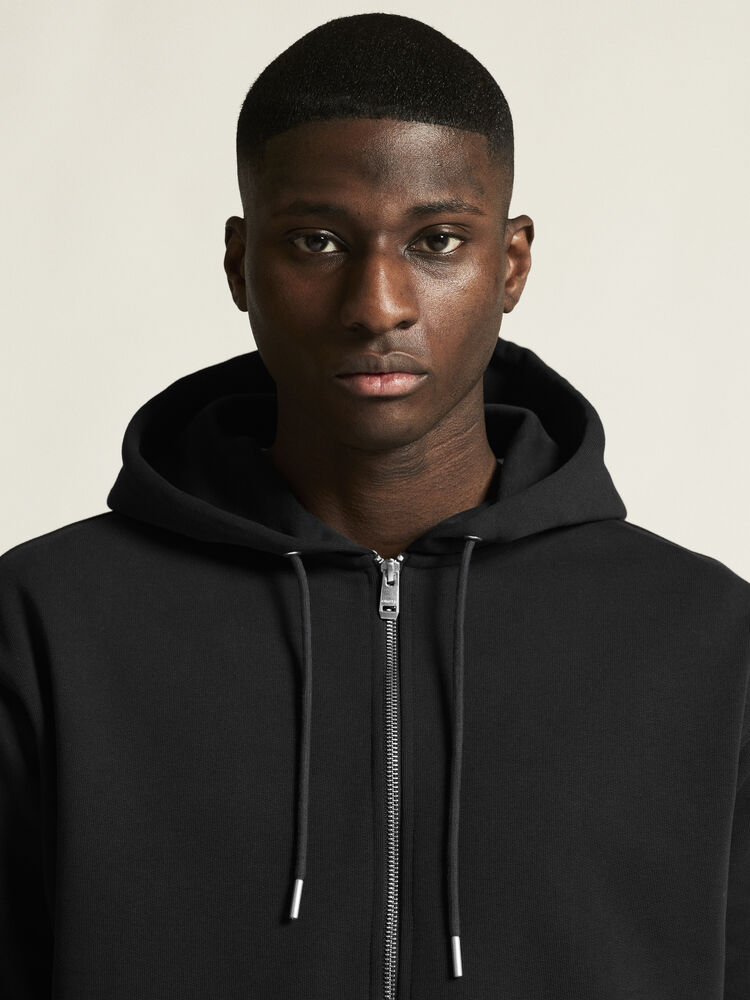 1916306-999000_Frequent-FZ-Hoodie-M_closeup5