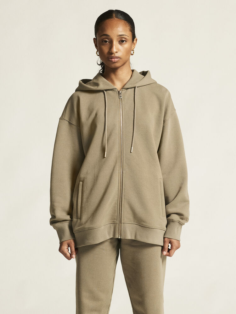 1916307-240000_Frequent-FZ-Hoodie-W_closeup4