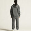 1916307-970000_Frequent-FZ-Hoodie-W_closeup3
