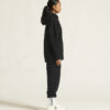 1916307-999000_Frequent-FZ-Hoodie-W_closeup2