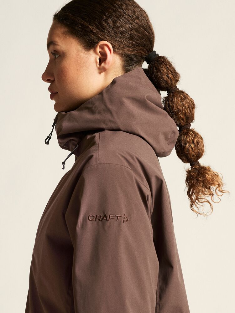 1916339-286000_Explore-Padded-Jacket-W_closeup6
