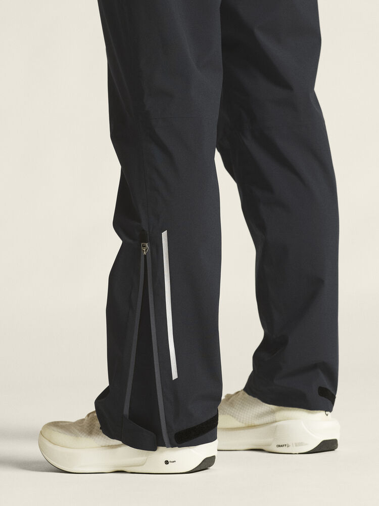 1916345-999000_Core-Explore-Shell-Pants-W_closeup5