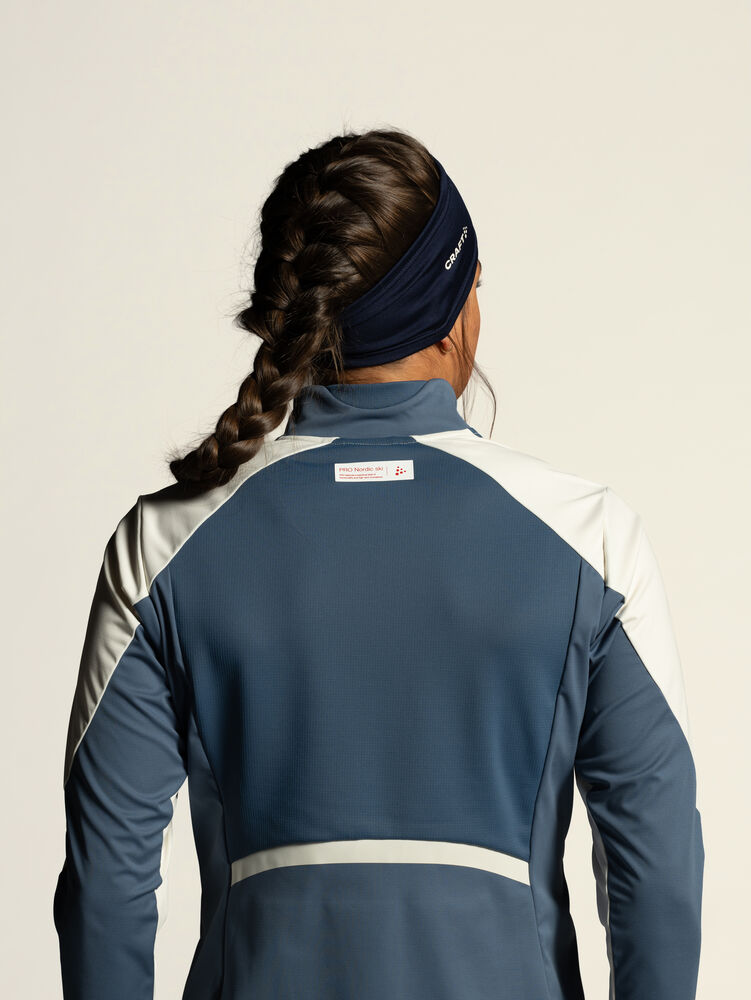1916810-376000_OL-Norway-Race-Jacket-2.0-W_Closeup6