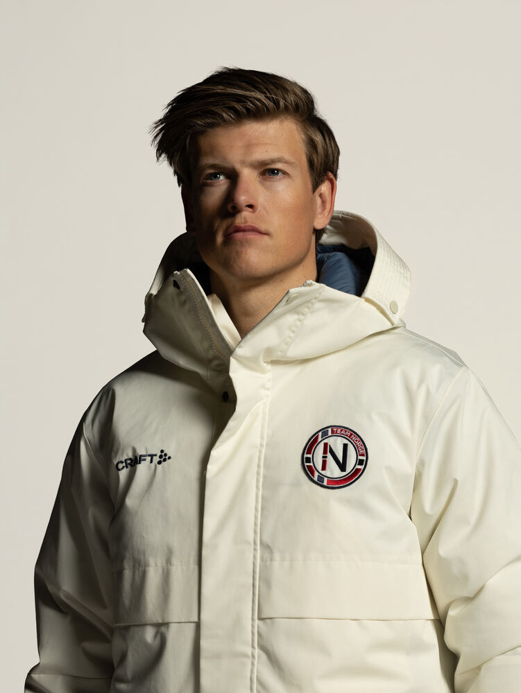 1916831-905777_OL-Norway-Padded-Parka-M_Closeup4