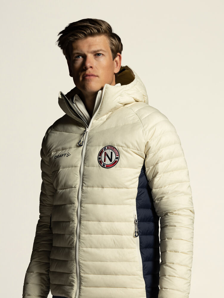 1916839-905777_OL-Norway-Light-Down-Jacket-M_Closeup4