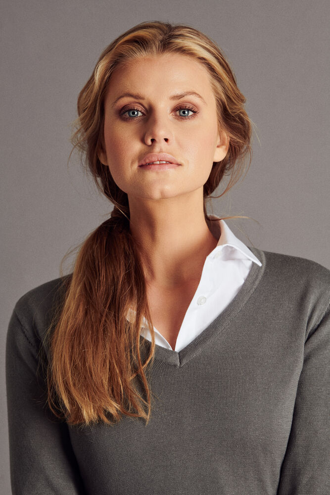 Point lady shirt
