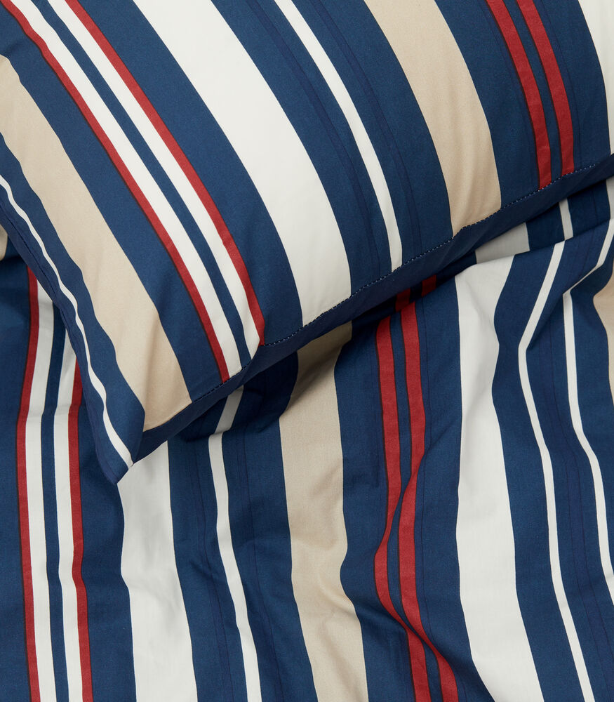 421109-58_bedsetPercale_closeup