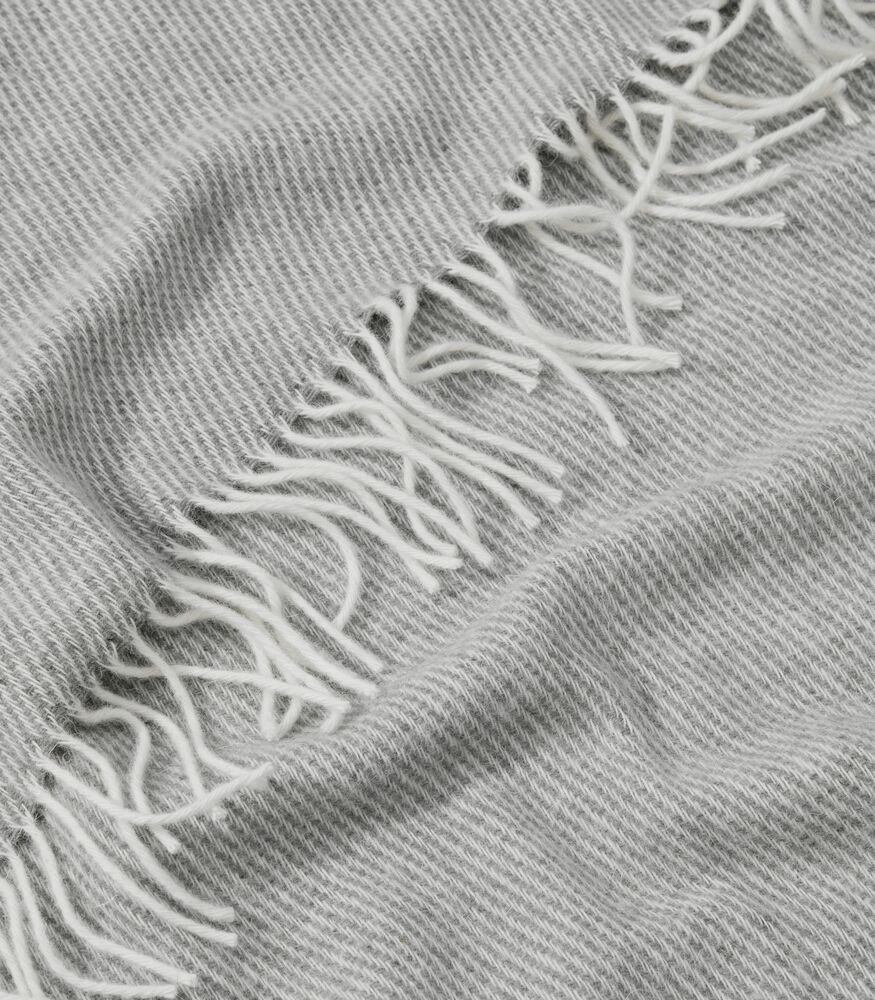 421115-95_PlaidWinton_closeup
