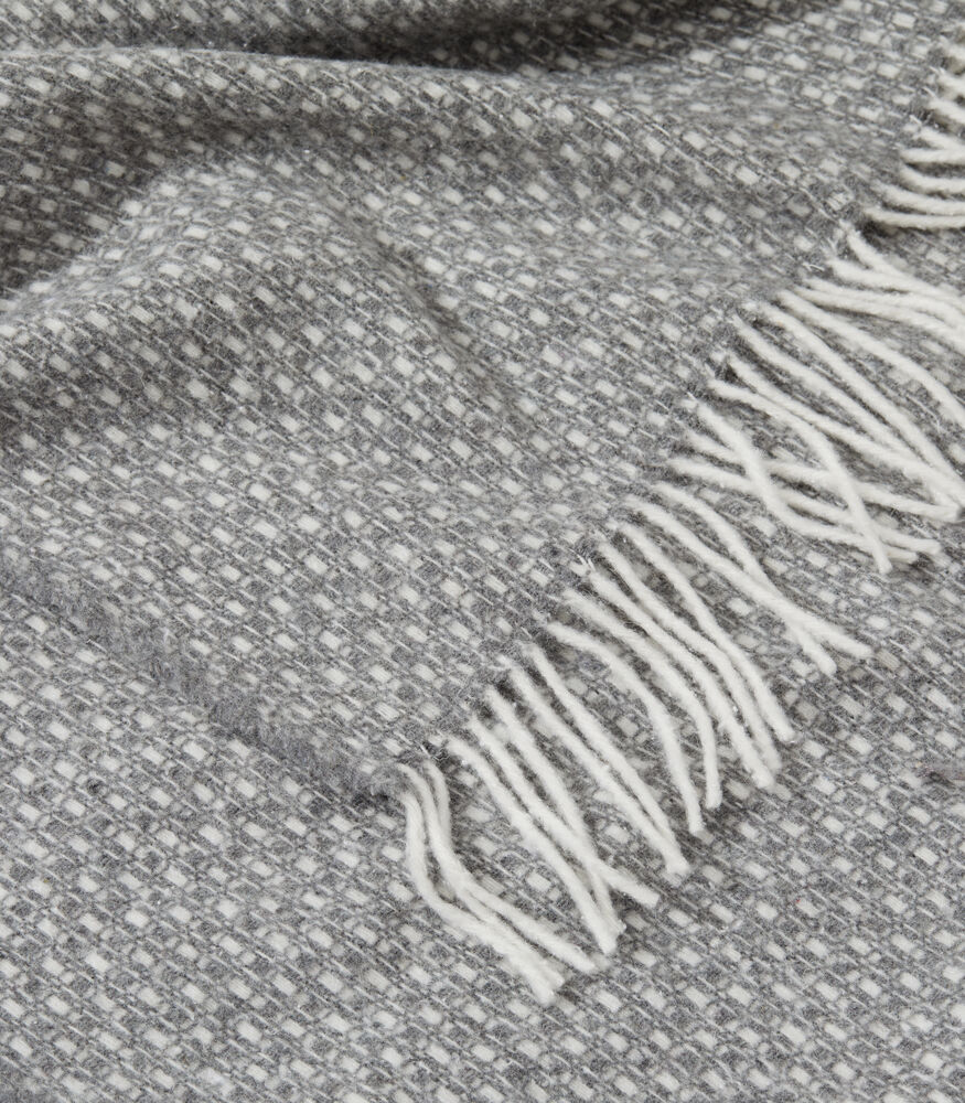 421116-95_Plaidalba_closeup