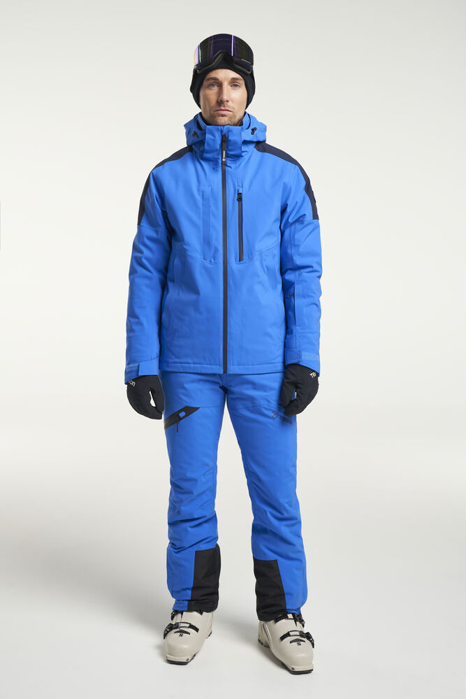 465017086-555_core_ski_jacket_m_fullbody_21
