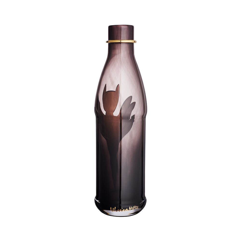 7540043_PET_bottle_aubergine_UHV_AC_21_H_337_mm_Kosta_Boda_FREE_02_1x1